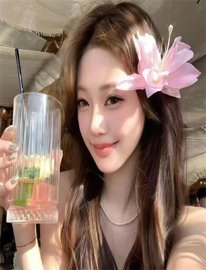 《性,派对和谎言》主流评价对比：专业影评与观众口碑差异，未删减版